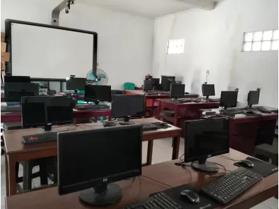 Multimedia & Lab.Komputer